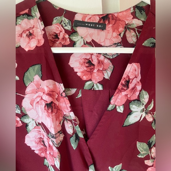 Stitch Fix V neck - Picture 4 of 4